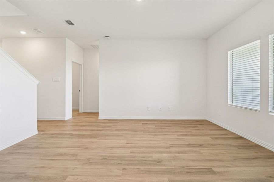 Spacious, unfurnished interior of a new home in River Ridge, Crandall (Image 25). Spacious, unfurnished interior of a new home in River Ridge, Crandall (Image 25).