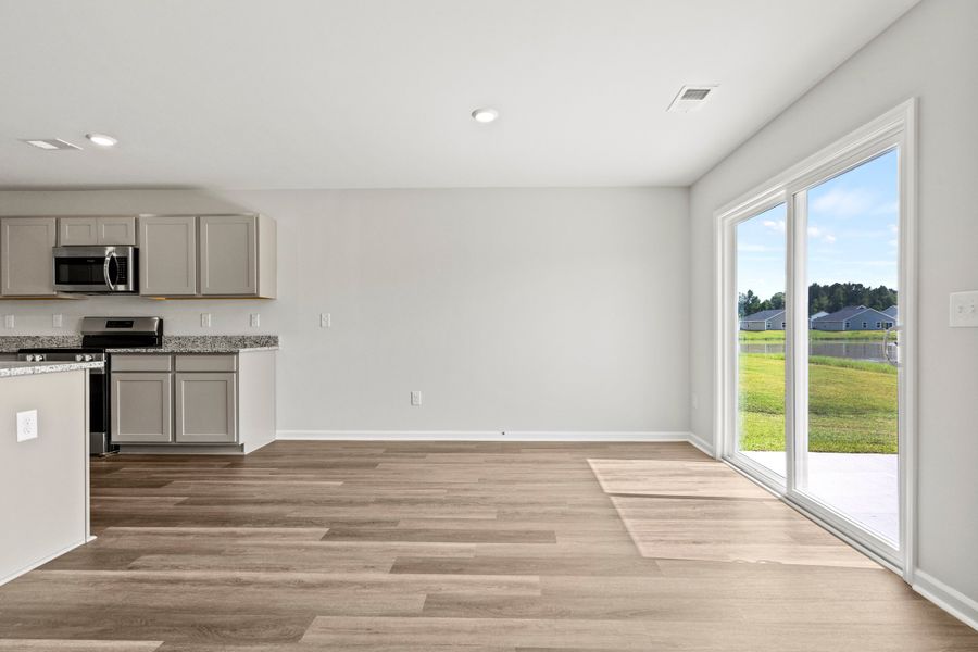 4br New Home in Conway, SC. - Slide 17 4br New Home in Conway, SC. - Slide 17