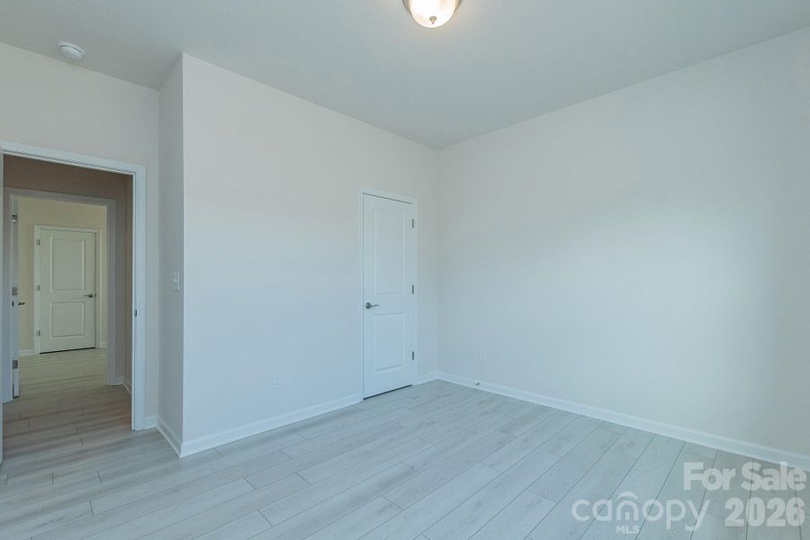 Spacious, unfurnished interior of a new home in Winecoff, Salisbury (Image 17).