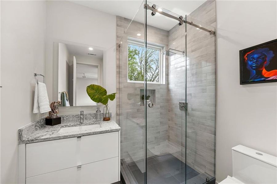 Furnished interior view inside a new home in , Atlanta (Image 51).