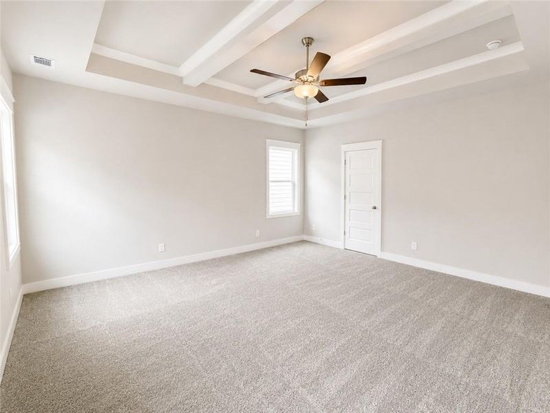 Spacious, unfurnished interior of a new home in Ponderosa Farms Estates, Gainesville (Image 16).