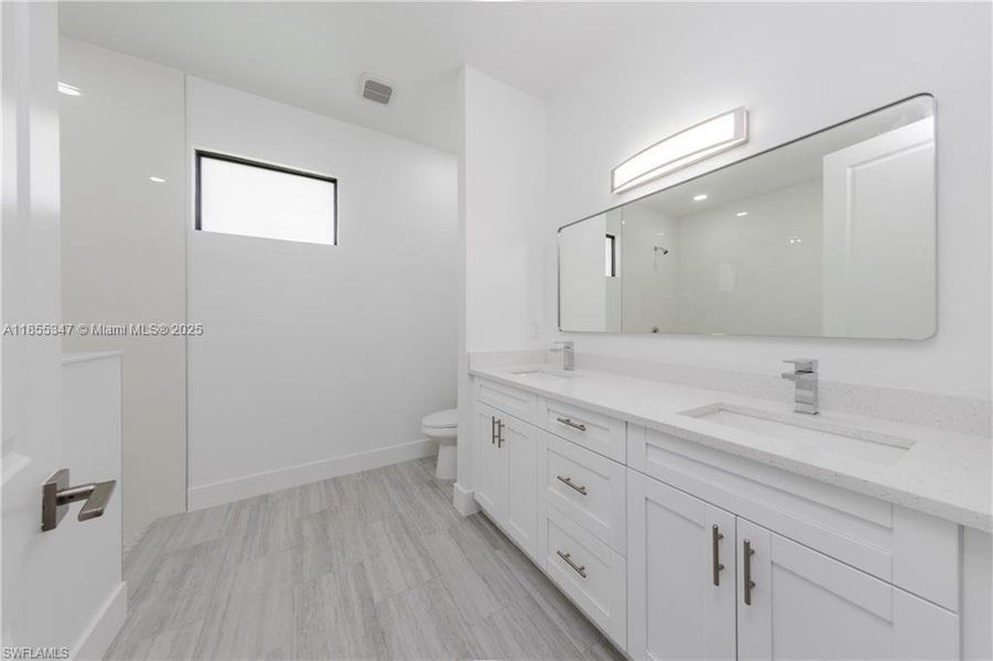 Furnished interior view inside a new home in , Lehigh Acres (Image 7).