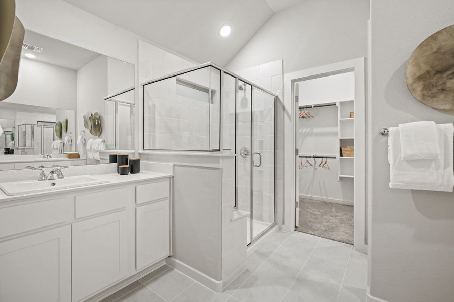 Primary Bathroom in a Trinity Ranch Diamond Model in Elgin TX by Trophy Signature Homes