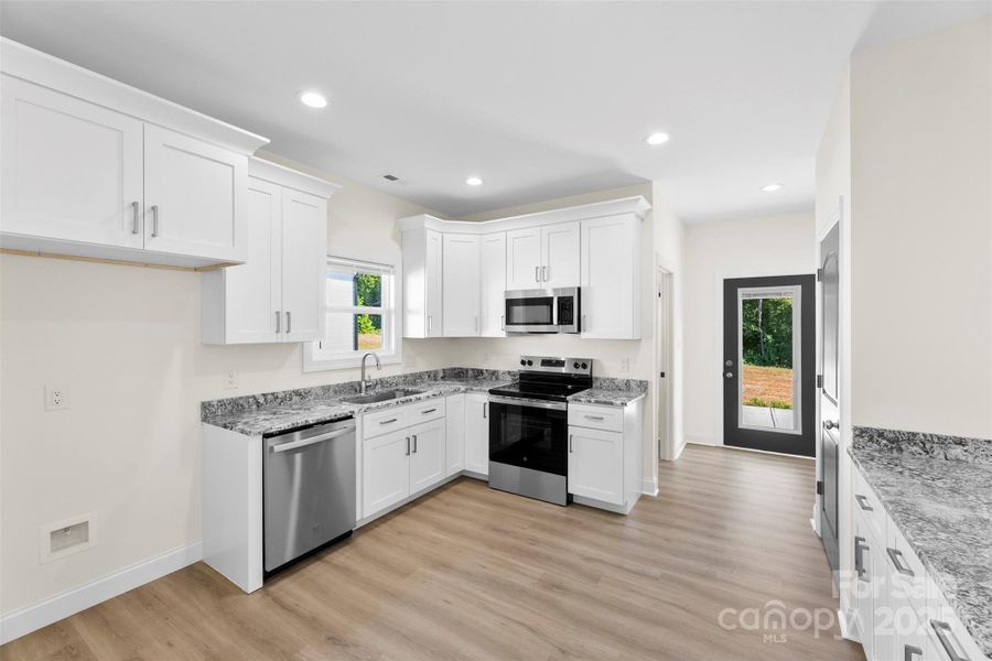 Furnished interior view inside a new home in , Kings Mountain (Image 9). Furnished interior view inside a new home in , Kings Mountain (Image 9).