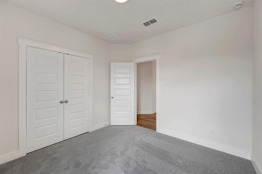 Spacious, unfurnished interior of a new home in Elyson - Grove Row Collection, Katy (Image 17). Spacious, unfurnished interior of a new home in Elyson - Grove Row Collection, Katy (Image 17).