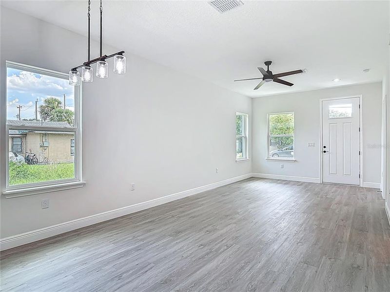Spacious, unfurnished interior of a new home in , Sanford (Image 28).