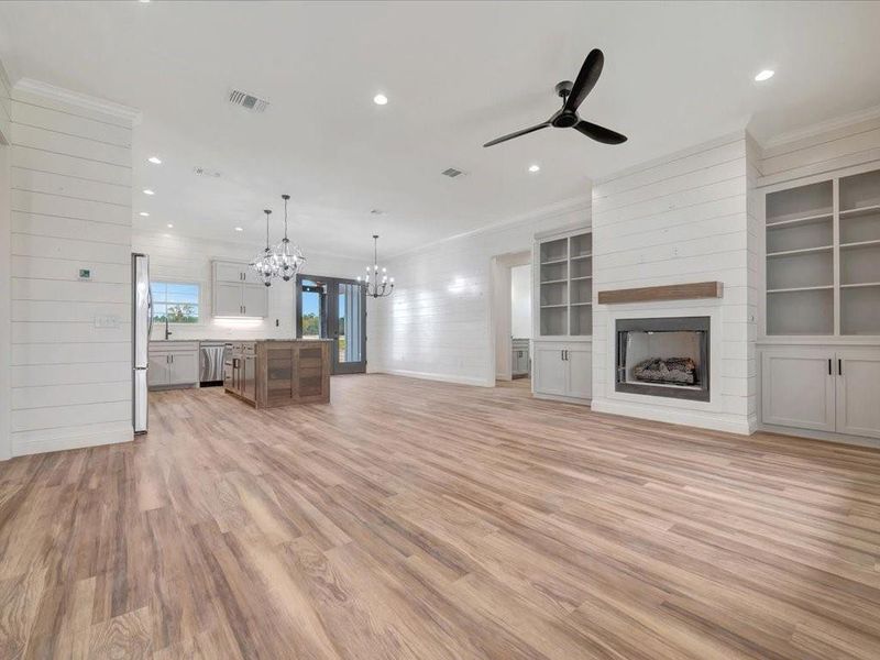 Spacious, unfurnished interior of a new home in , Huntington (Image 32).