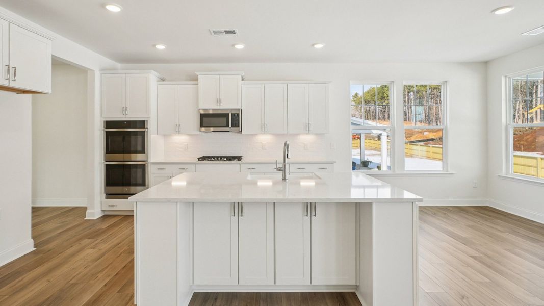 Representative furnished interior of a home built from the Stonehaven by DRB Homes in Jasper Landing, Four Oaks (Image 13). Representative furnished interior of a home built from the Stonehaven by DRB Homes in Jasper Landing, Four Oaks (Image 13).