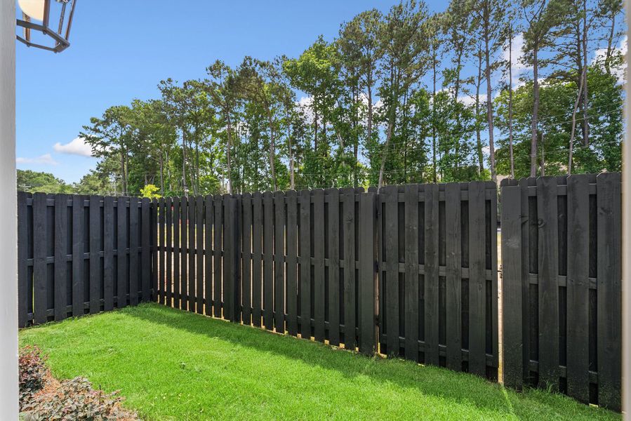 Representative exterior details of a home built from the The Sullivan by David Weekley Homes in Crosscreek Walk – Overlook, Charleston (Image 3).