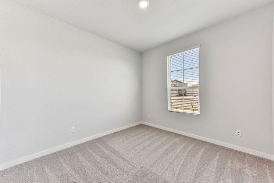 Spacious, unfurnished interior of a new home in The Glen at Stallion Run, Buda (Image 23).