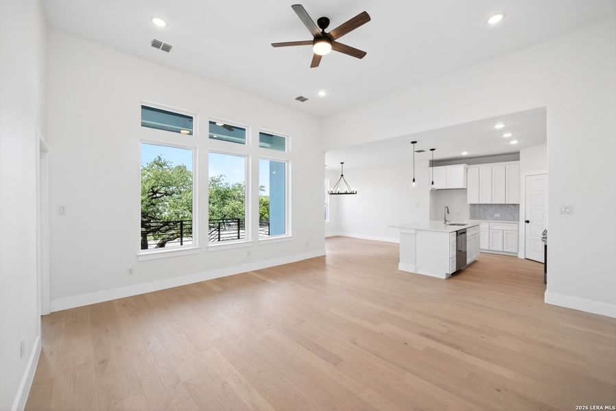 Spacious, unfurnished interior of a new home in , Kerrville (Image 28). Spacious, unfurnished interior of a new home in , Kerrville (Image 28).