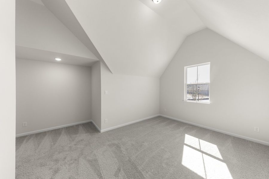 Spacious, unfurnished interior of a new home in Park Hills, Rockwall (Image 45).