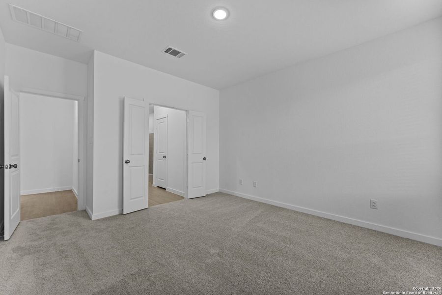 Spacious, unfurnished interior of a new home in Parkside: Coastline Collection, New Braunfels (Image 13).