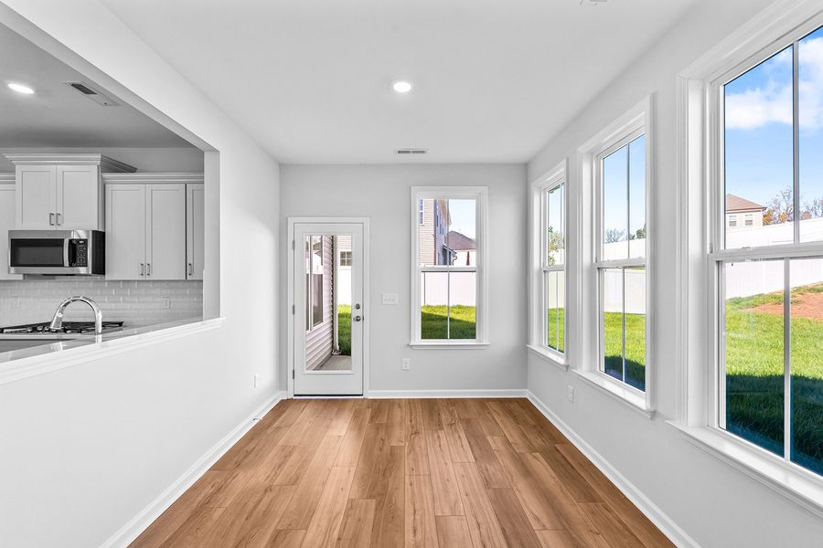 Spacious, unfurnished interior of a new home in Hanes Lake, Winston-Salem (Image 24).