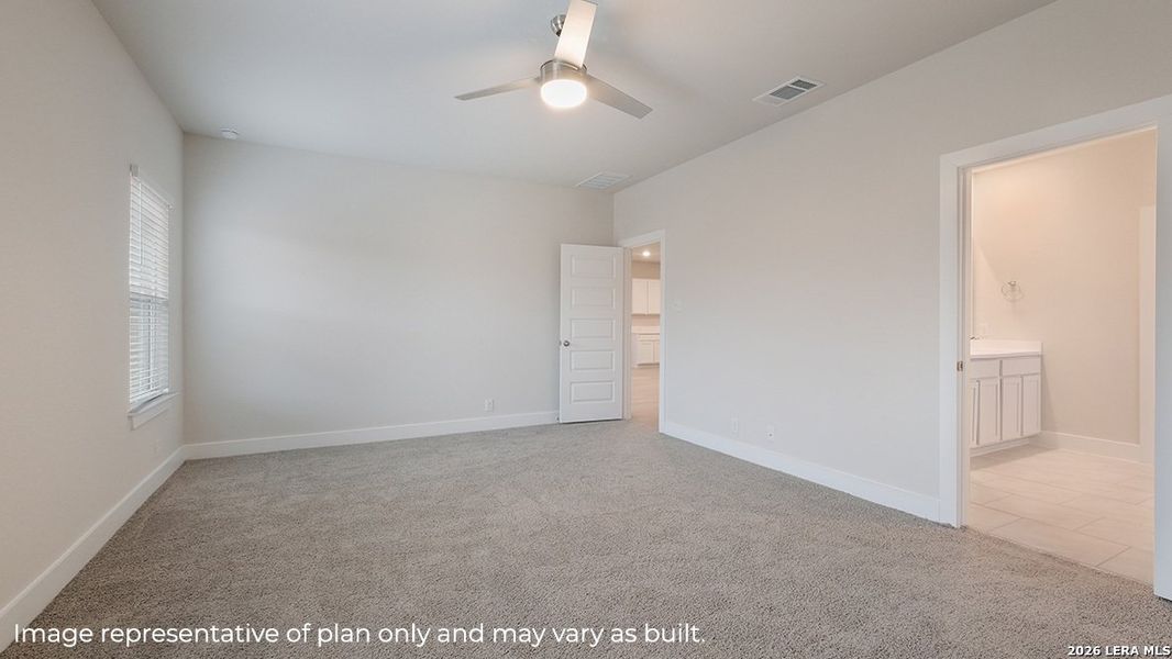 Spacious, unfurnished interior of a new home in Brookstone Creek, San Antonio (Image 15).