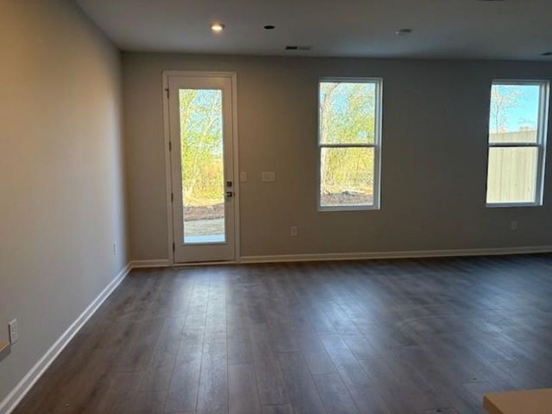 Spacious, unfurnished interior of a new home in Lake Shore, Winder (Image 15). Spacious, unfurnished interior of a new home in Lake Shore, Winder (Image 15).