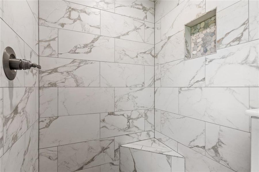 Close-up of interior finishes inside a home in , Dunnellon (Image 21).