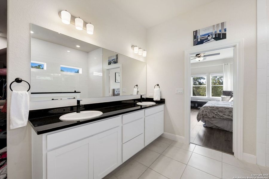 Furnished interior view inside a new home in Meyer Ranch – Legacy Series, New Braunfels (Image 33).