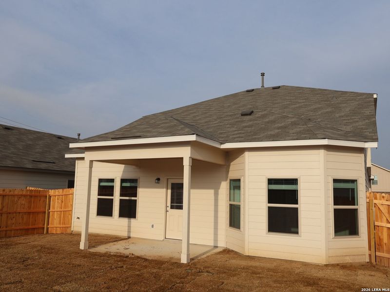 Exterior details and patio area of a home in Agave, San Antonio (Image 3).