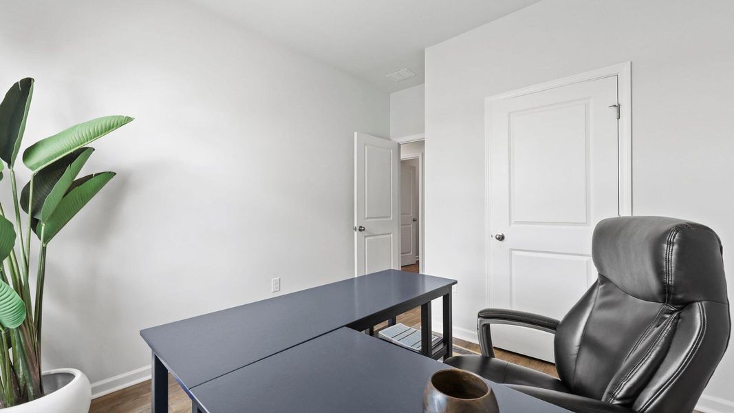 Furnished interior view inside a new home in North Shore, Summerton (Image 19).