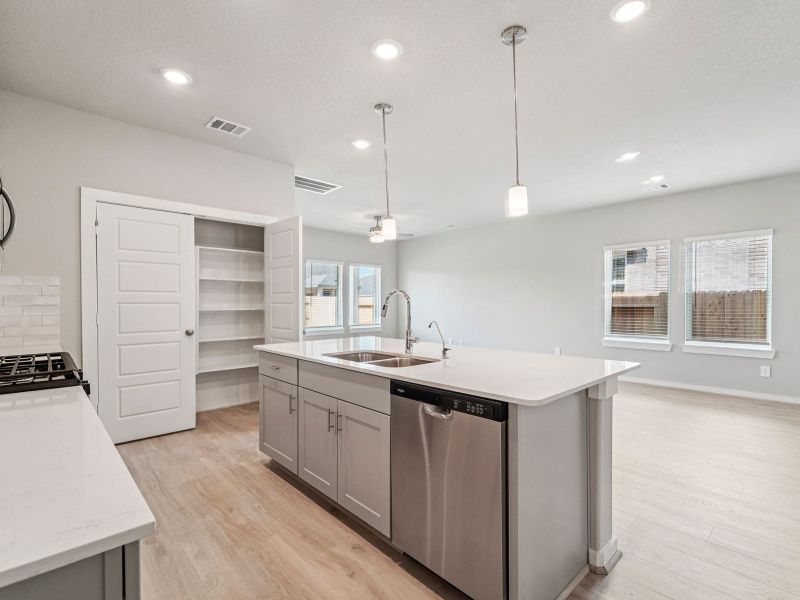 Furnished interior view inside a new home in Heights of Barbers Hill, Mont Belvieu (Image 4).