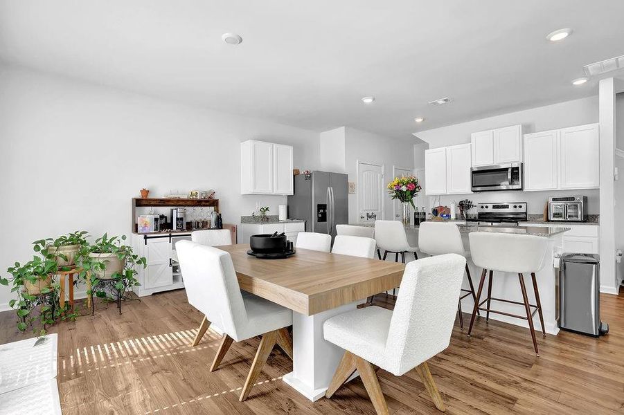 Furnished interior view inside a new home in Etowah Preserve, Dawsonville (Image 19).
