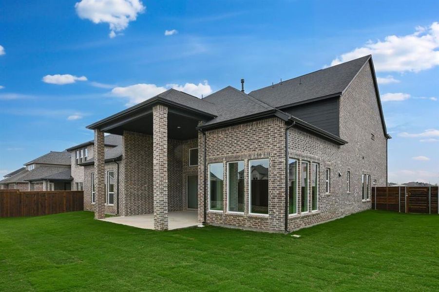 1818 Beach Ridge Drive ~ Ready Now! 1818 Beach Ridge Drive ~ Ready Now!