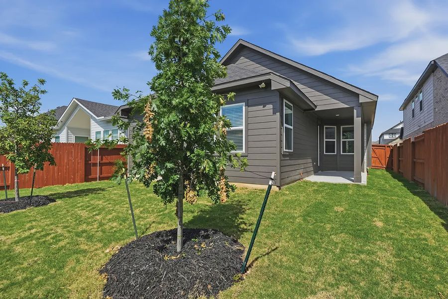 Exterior details and patio area of a home in Stillwater Ranch, San Antonio (Image 25).