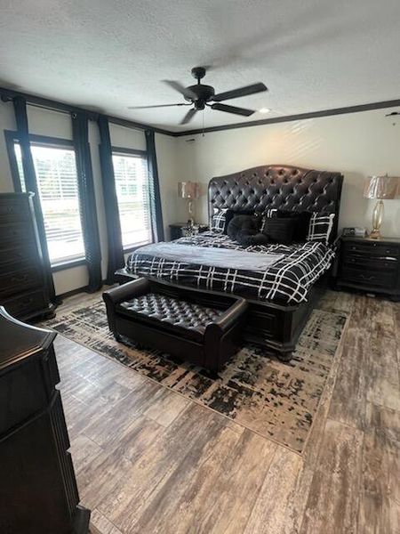 Furnished interior view inside a new home in , Walterboro (Image 8).