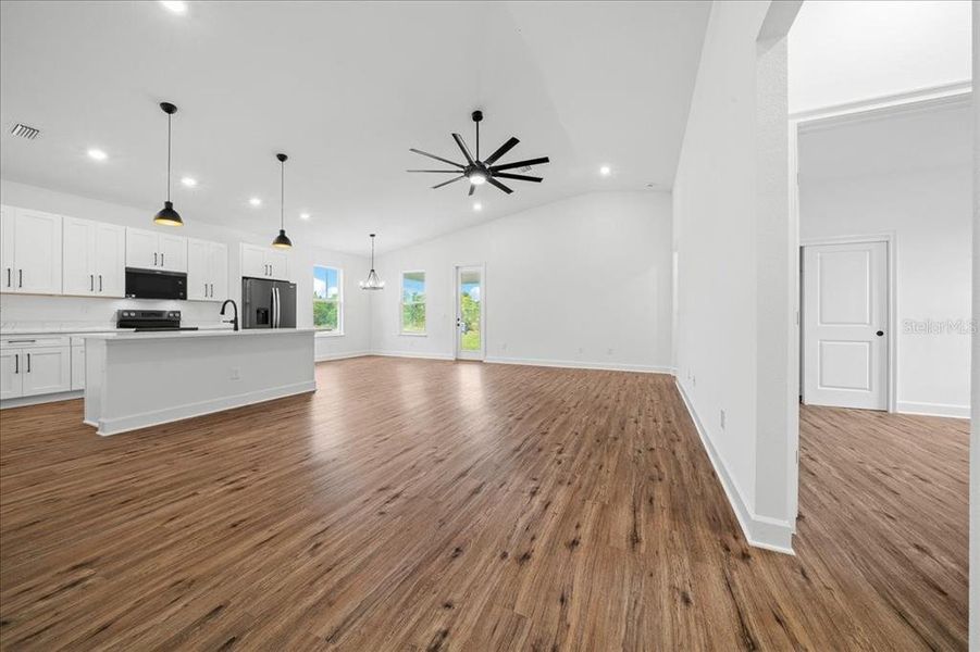 Spacious, unfurnished interior of a new home in , Weeki Wachee (Image 23). Spacious, unfurnished interior of a new home in , Weeki Wachee (Image 23).