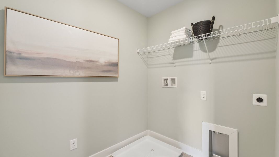 Representative unfurnished interior of a home built from the Jamestown by D.R. Horton in Fountain View, Ormond Beach (Image 23).