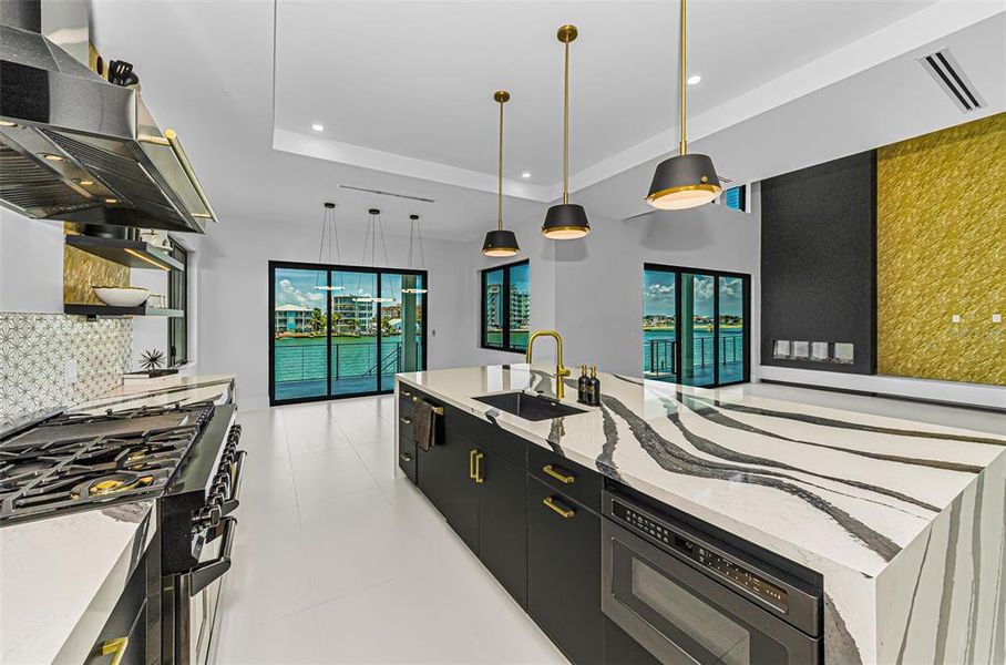 Furnished interior view inside a new home in , Treasure Island (Image 15).