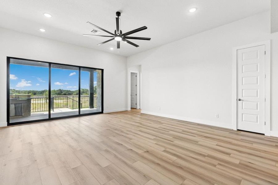 Spacious, unfurnished interior of a new home in Leander Estates, Leander (Image 17).