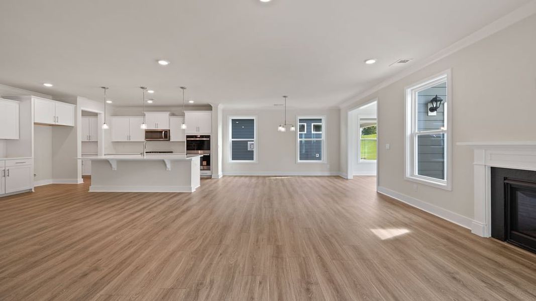 Spacious, unfurnished interior of a new home in Adams Glen, Greenville (Image 17).