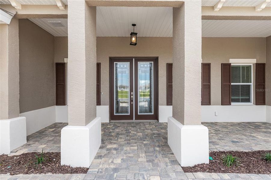 Exterior details and patio area of a home in , Ocala (Image 30).