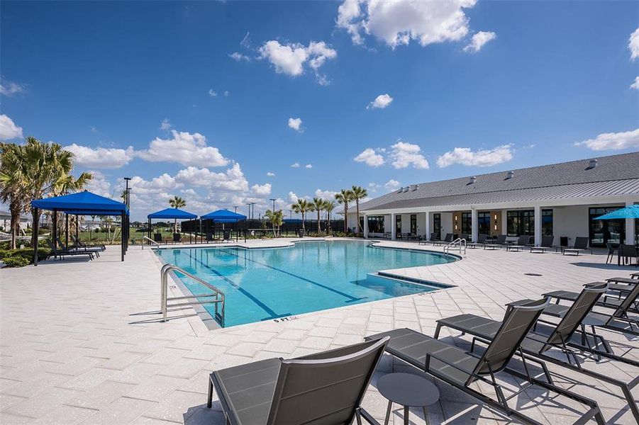 Community amenities in Woodland Preserve, Parrish (Image 66).