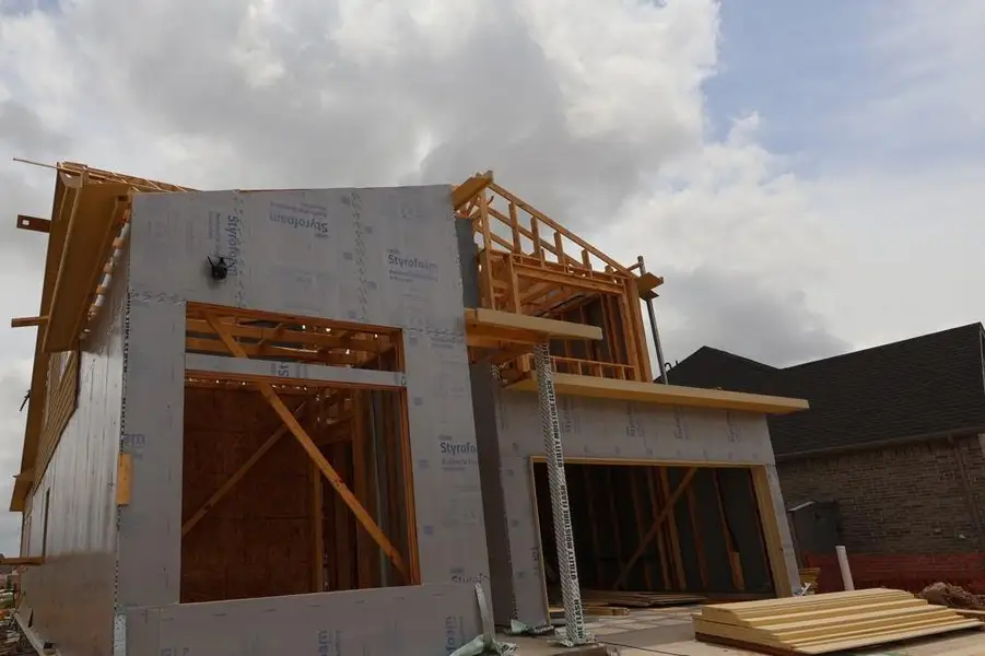 Let us show you how our advanced framing techniques have stood the test of time and allow more insulation for a quieter and more energy-efficient home.