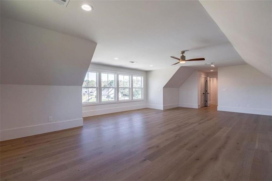 Spacious, unfurnished interior of a new home in , Greensboro (Image 24).