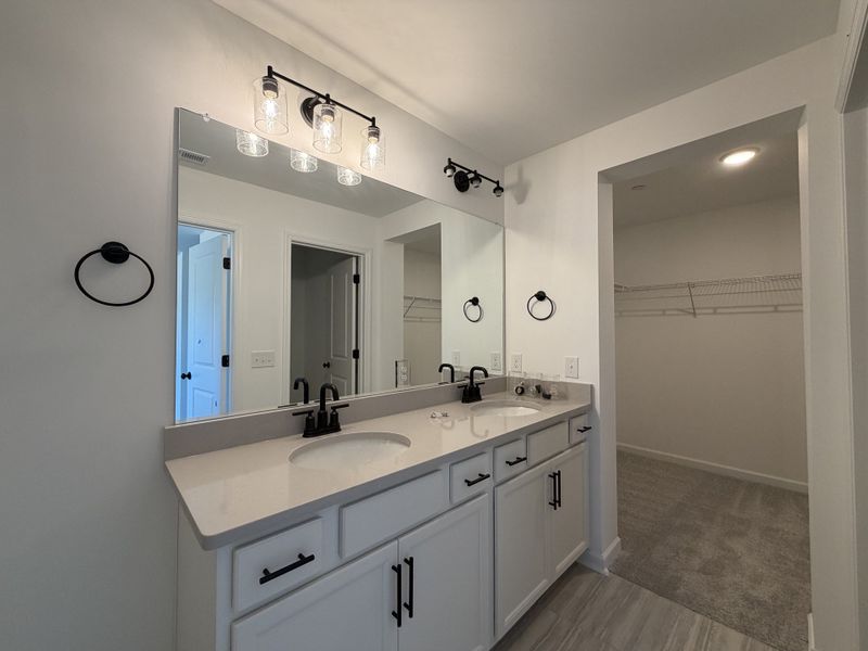 Owner's Bath Owner's Bath