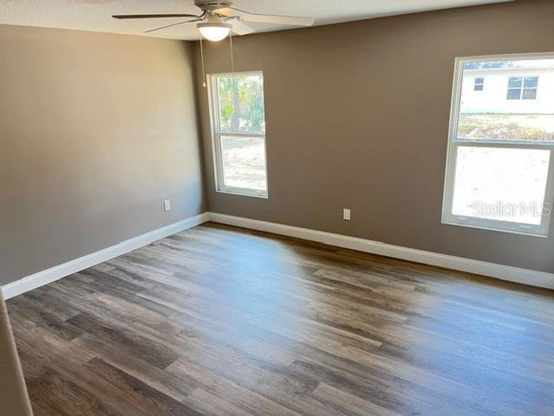 Spacious, unfurnished interior of a new home in , Edgewater (Image 14).