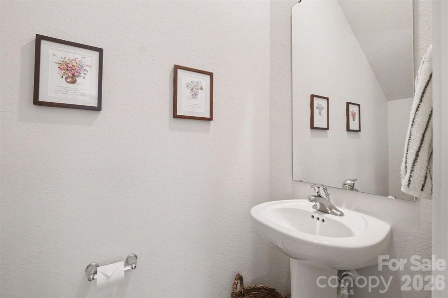 Image 30 of a home in .