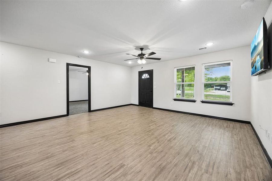 Spacious, unfurnished interior of a new home in , Springtown (Image 18).