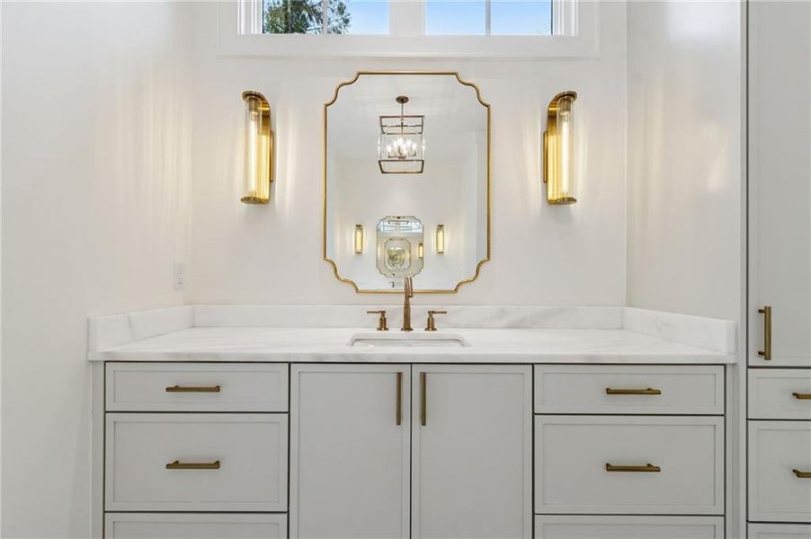 Image 93 of a home in .