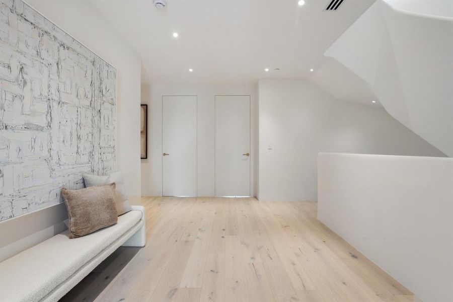 Second Floor Foyer