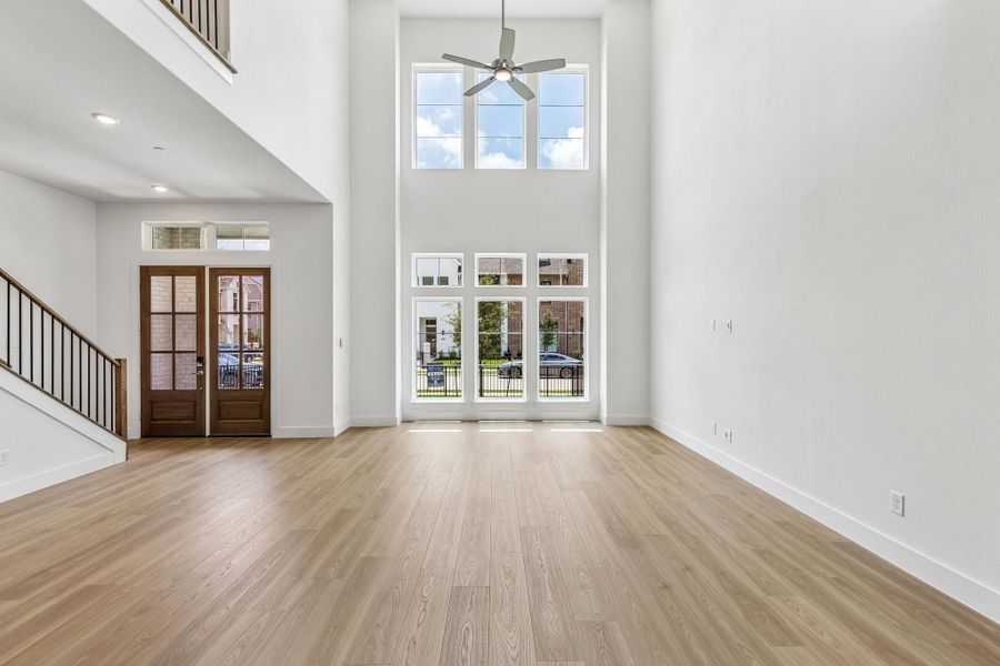 Spacious, unfurnished interior of a new home in Newman Village Townhomes, Frisco (Image 17). Spacious, unfurnished interior of a new home in Newman Village Townhomes, Frisco (Image 17).