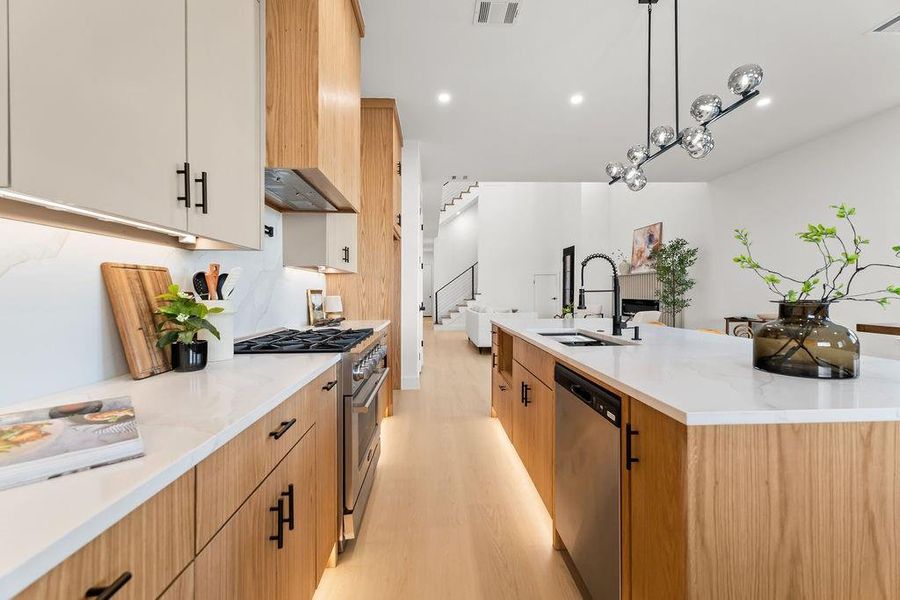 Furnished interior view inside a new home in , Dallas (Image 38).