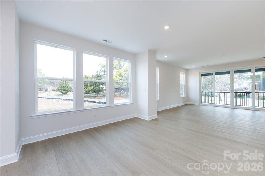 End unit added windows to the great room