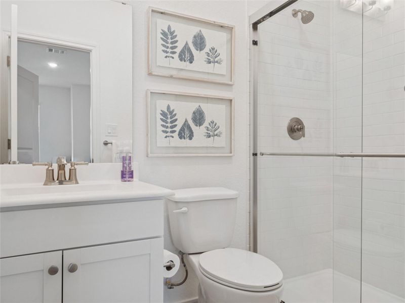 Extra Suite bath (*Photo not of actual home and used for illustration purposes only.) Extra Suite bath (*Photo not of actual home and used for illustration purposes only.)