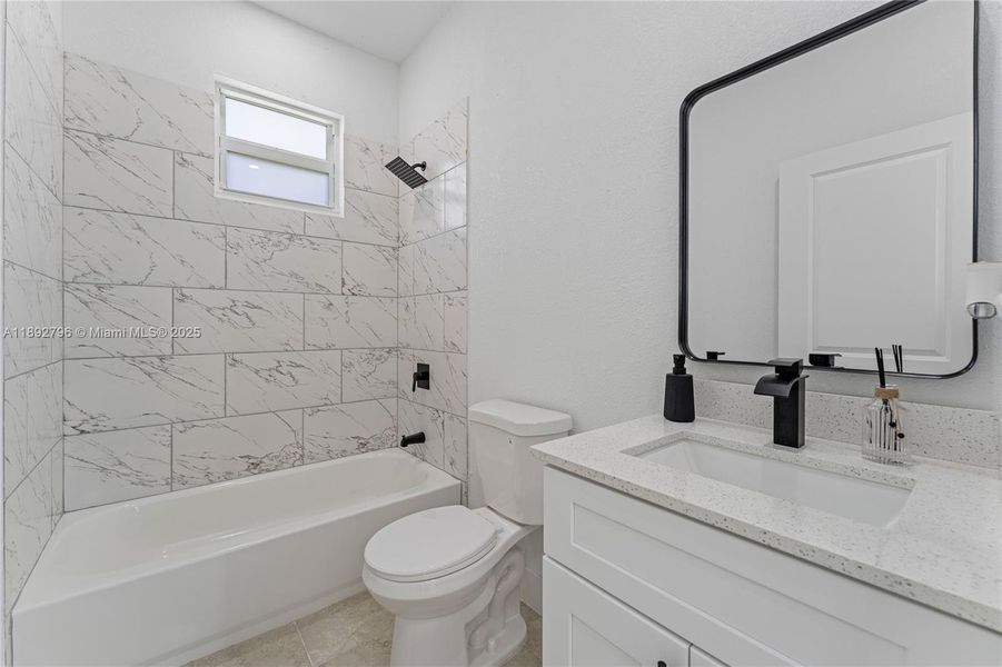 Furnished interior view inside a new home in , Lehigh Acres (Image 4). Furnished interior view inside a new home in , Lehigh Acres (Image 4).