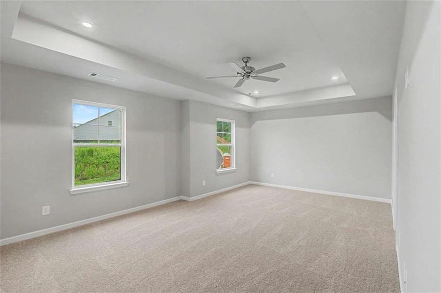 Spacious, unfurnished interior of a new home in The Reserve at Chapel Hill Phase II, Douglasville (Image 28).